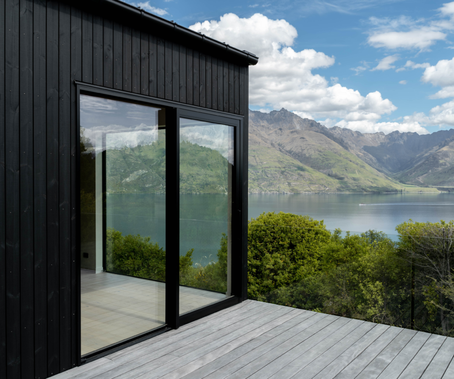 Corsican Cove Home 13