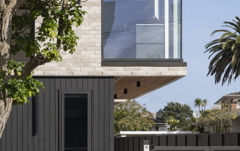 Tennyson Ave Ozac Amba coated JSC Scumble Nightfall 3